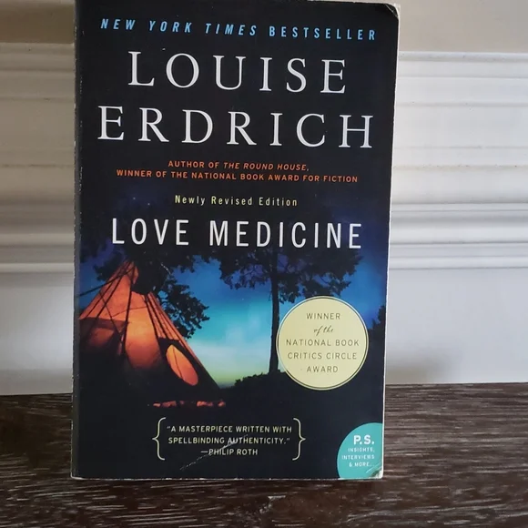 Love Medicine by Louise Erdrich Paperback - Picture 1 of 4